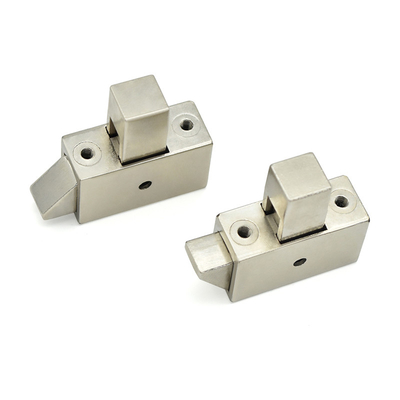 30*32mm 亜鉛合金 春に積もったロックロック ボルト 押して閉じる キャッチ トーグルロック