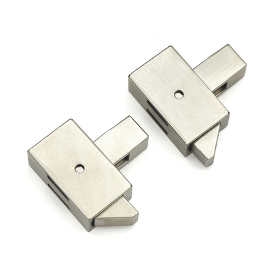 30*32mm 亜鉛合金 春に積もったロックロック ボルト 押して閉じる キャッチ トーグルロック