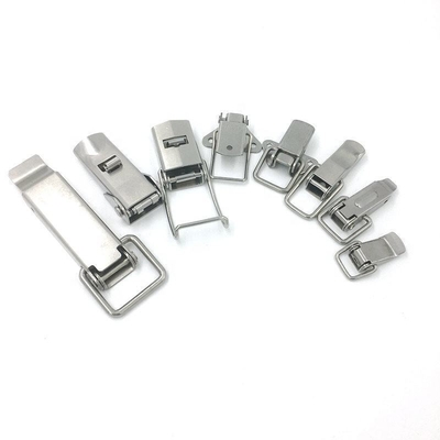 ターニングとフレーシング 高精度ブラシング 鉄鋼材料のCNC加工部品