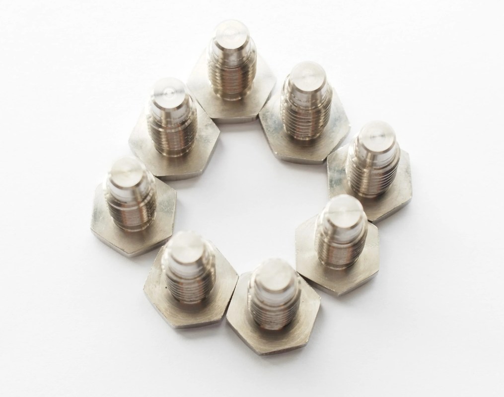 塗装 OEM CNC ハードウェア コンポーネント 電気アクセサリー 機械ケーブルコネクタ 固定コネクタ